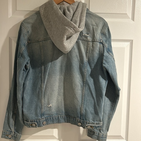 PacSun men’s distressed denim jacket with hood size small - Picture 4 of 4